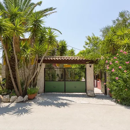 Garden Of Eden Apartamento *
